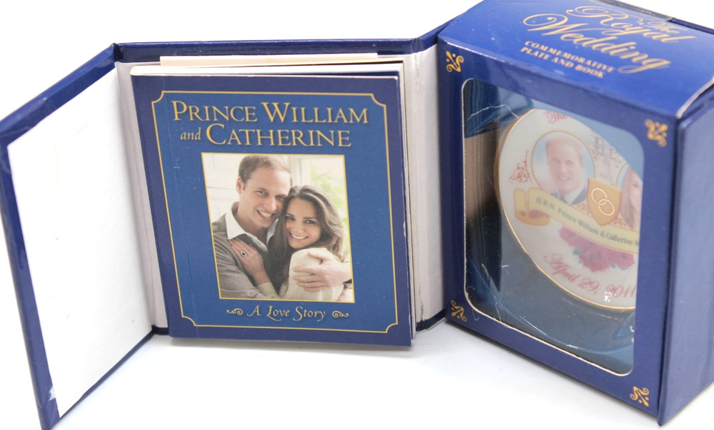 William & Catherine Wedding Book & Plate Miniature Collectable